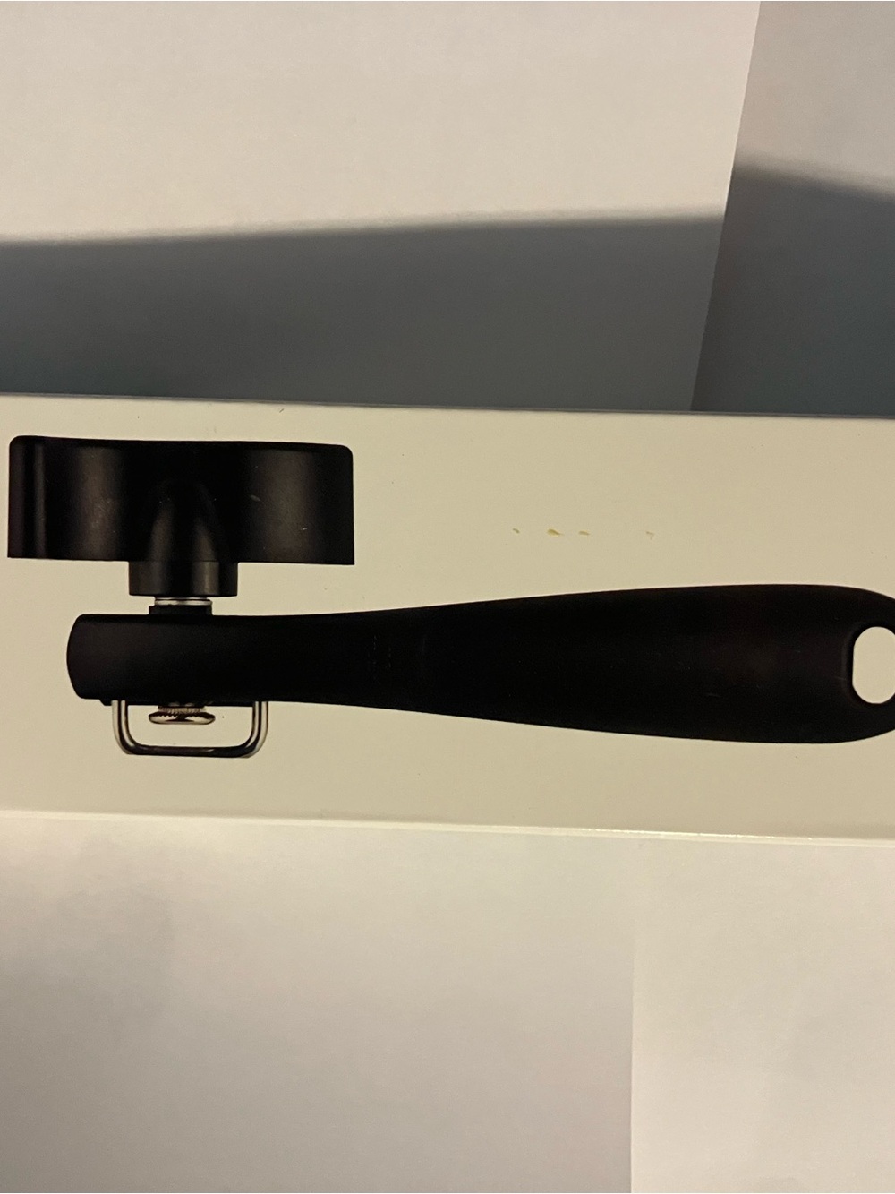 Black Can Opener with Ergonomic Handle - Kitchen Tool